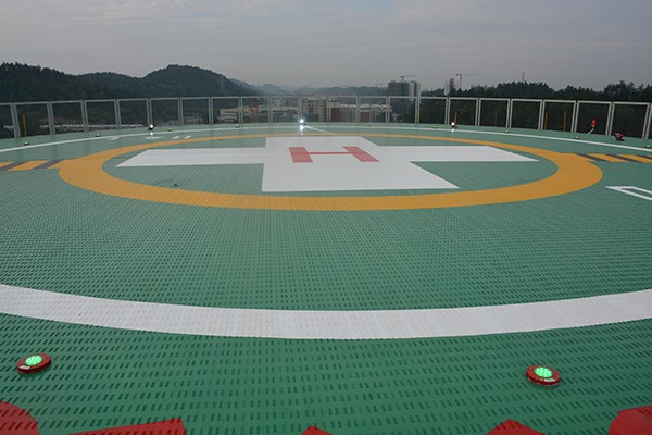 建造屋頂直升機(jī)停機(jī)坪時(shí)，有什么場地條件？